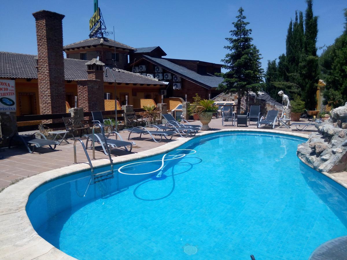Hostal Sierra De Баса Екстер'єр фото