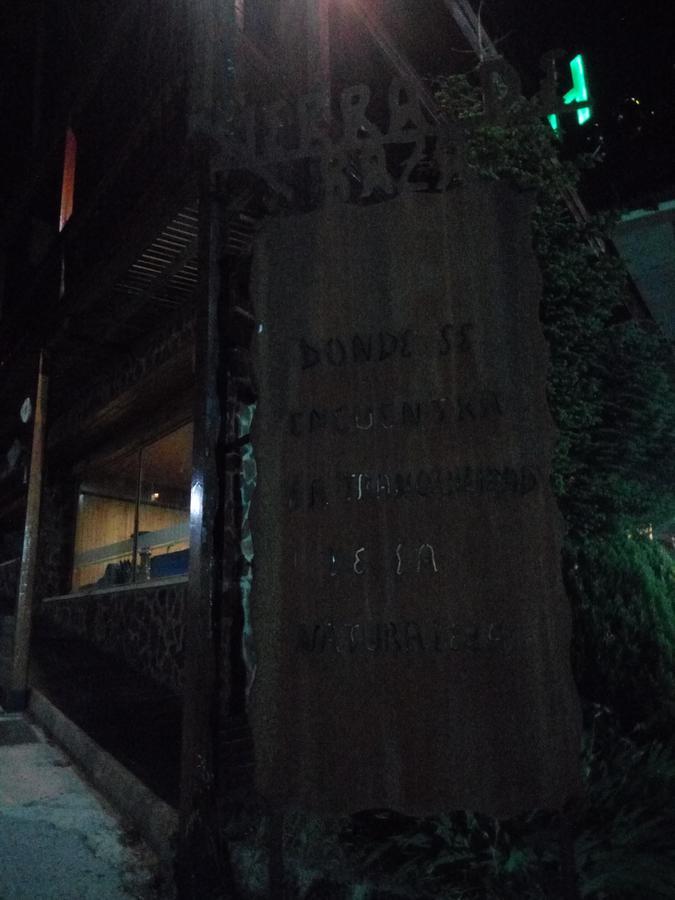 Hostal Sierra De Баса Екстер'єр фото